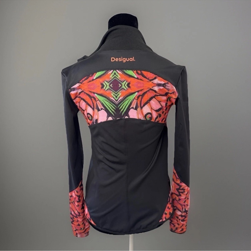 Desigual Butterfly Jacket Sz XS Womens Activewear Pakaian Jadi Wanita Sweater - Picture 3 of 9